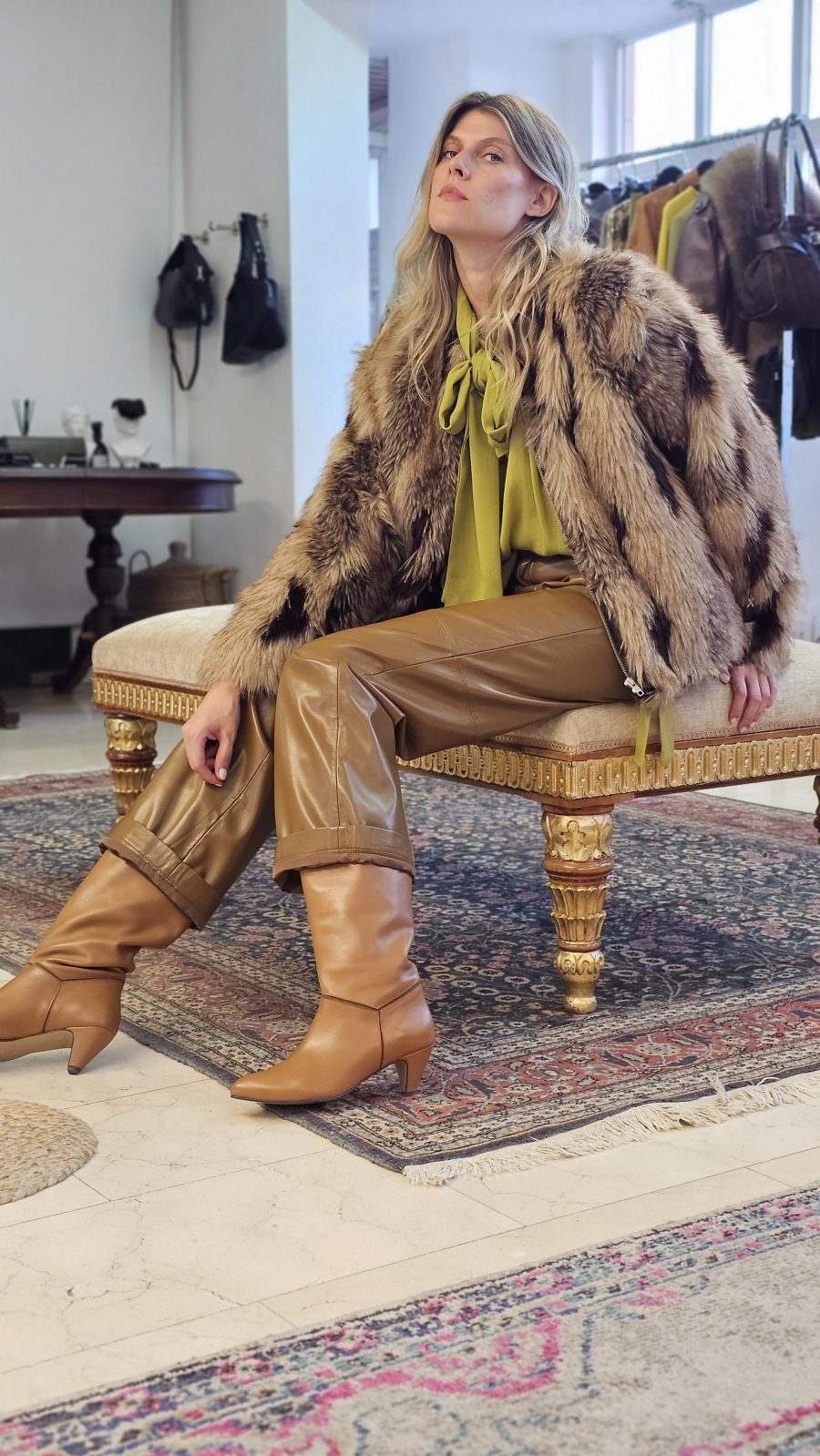 Bota de piel Jassmina ANONYMOUS
