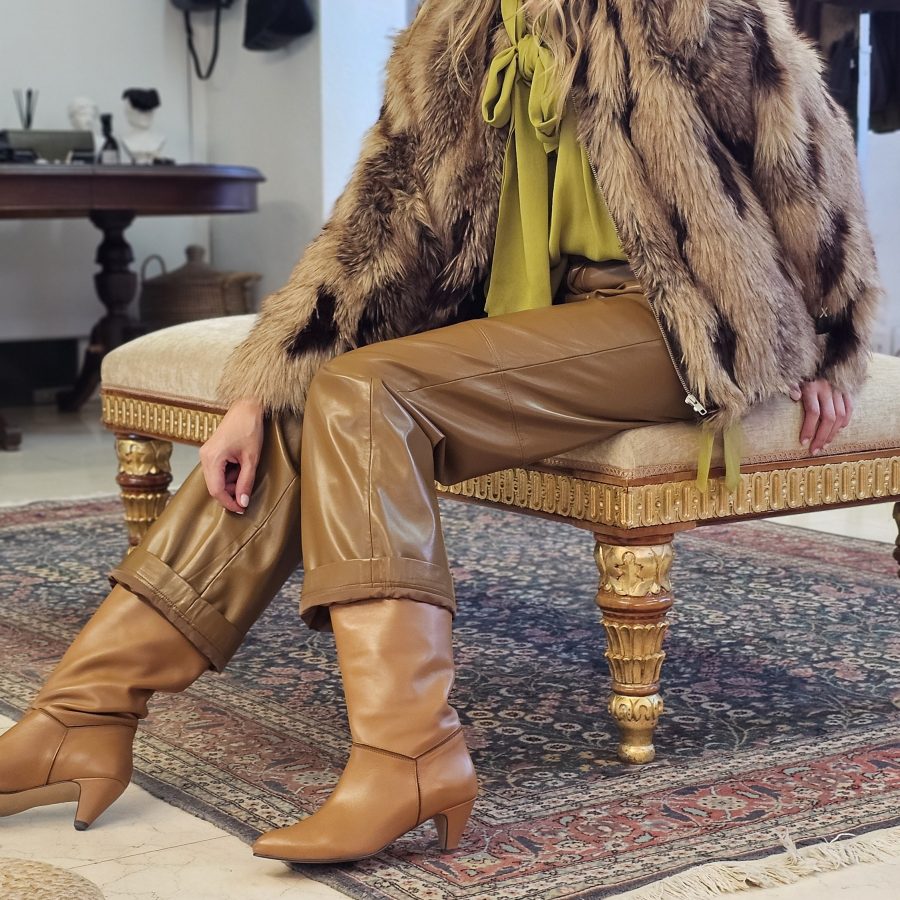Bota de piel Jassmina ANONYMOUS